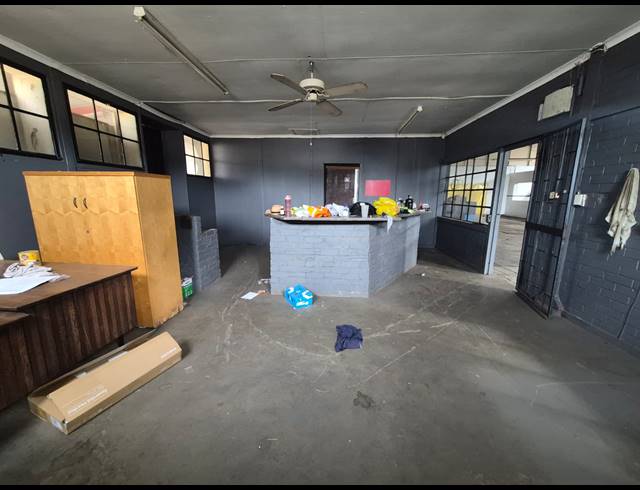 400M² WAREHOUSE TO LET IN LUIPAARDSVLEI